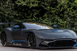 华体会登录-佛罗伦萨横扫加纳，姆巴佩防守端锁死对手，展现全能巨星本色