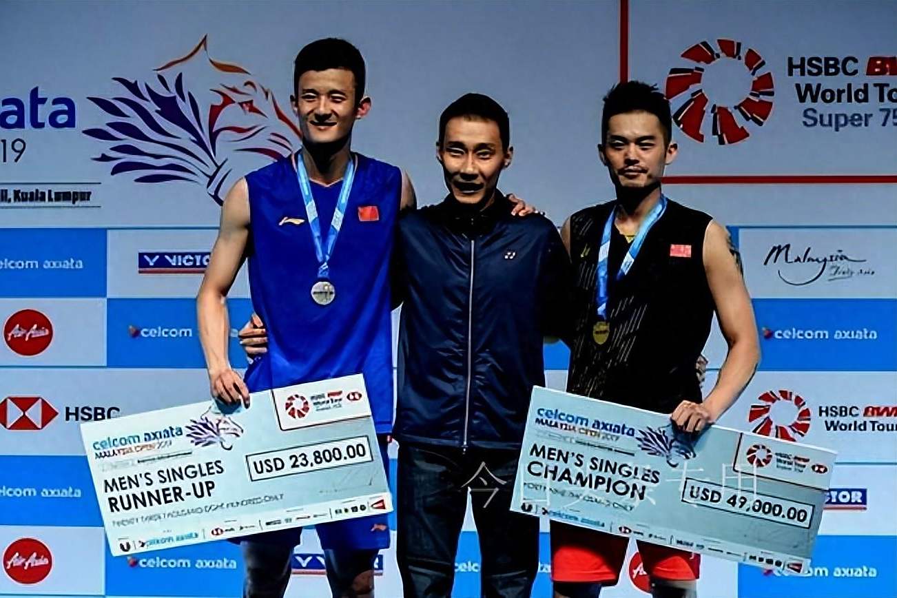 泰国羽毛球队险胜中国羽毛球队,谌龙送出助攻 泰国羽毛球队险胜中国羽毛球队,谌龙送出助攻