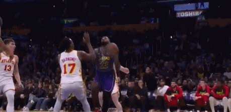 吉林队力克湖人，詹姆斯关键制胜的简单介绍